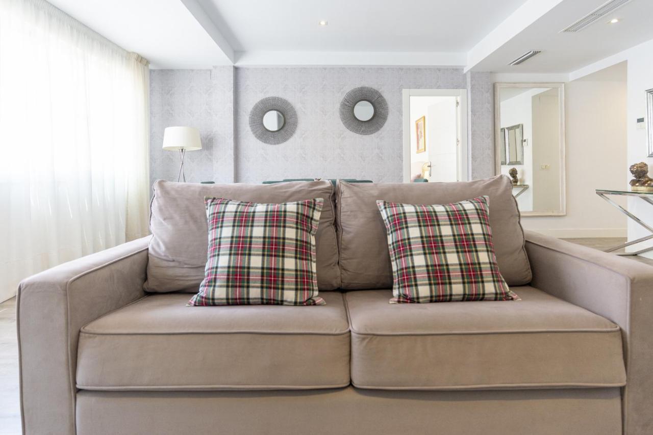 Soho Premium 4 Bedrooms Apartment مالقة المظهر الخارجي الصورة